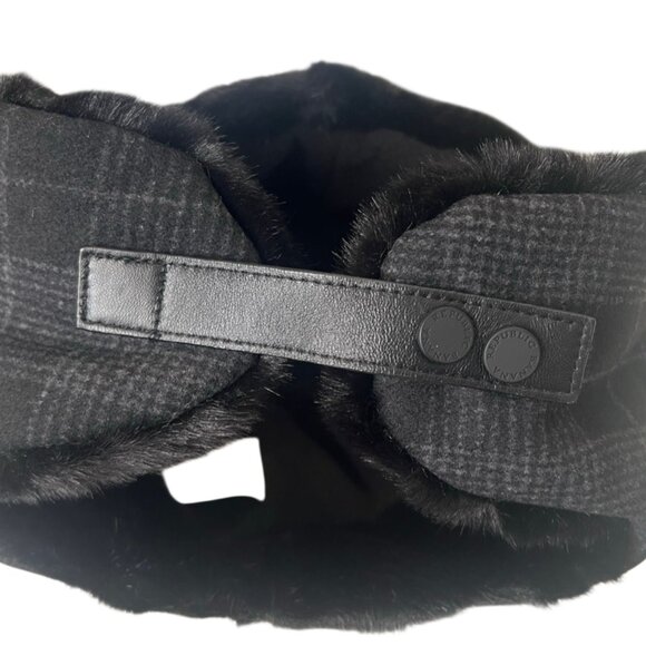 Banana Republic Glen Check Black and Grey Plaid Fur Detail Hat S/M - Picture 4 of 10